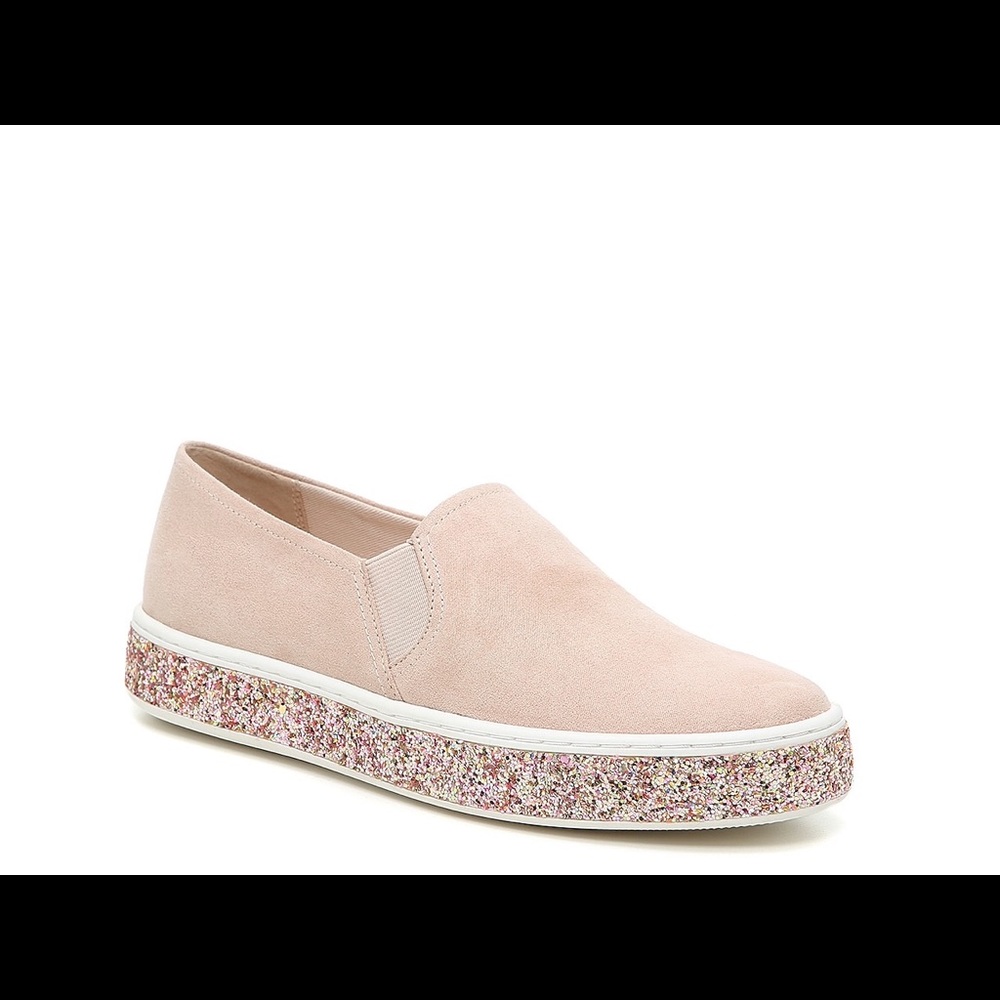 Mitia slip-on sneaker from Mix No. 6.